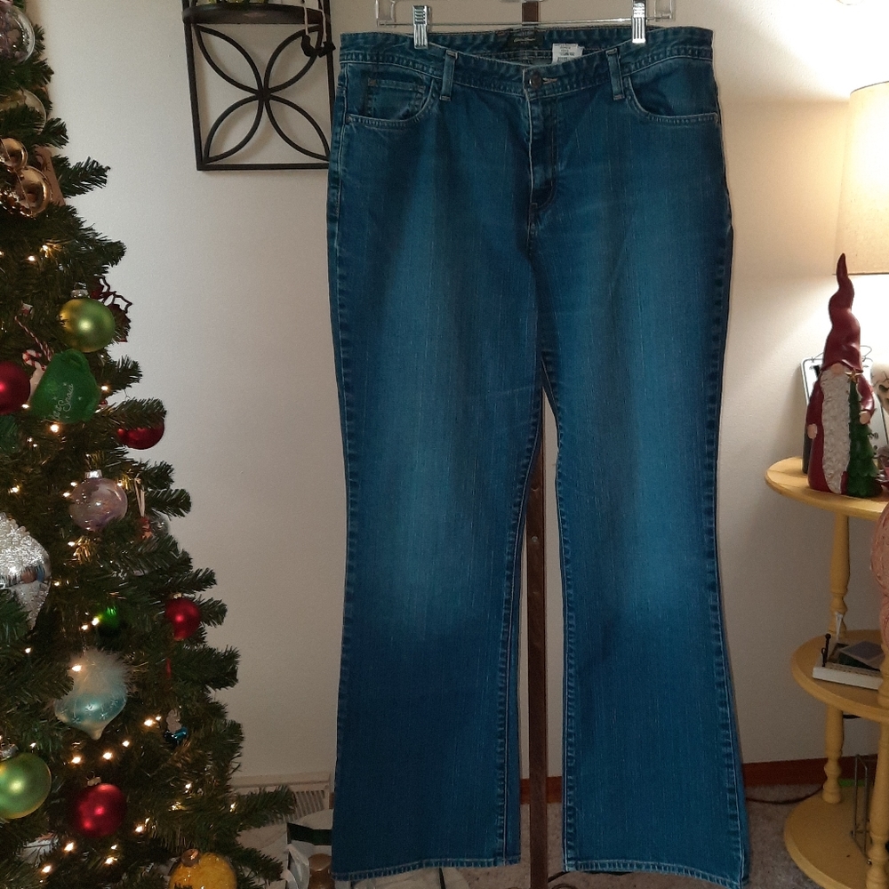 16 Long Eddie Bauer jeans